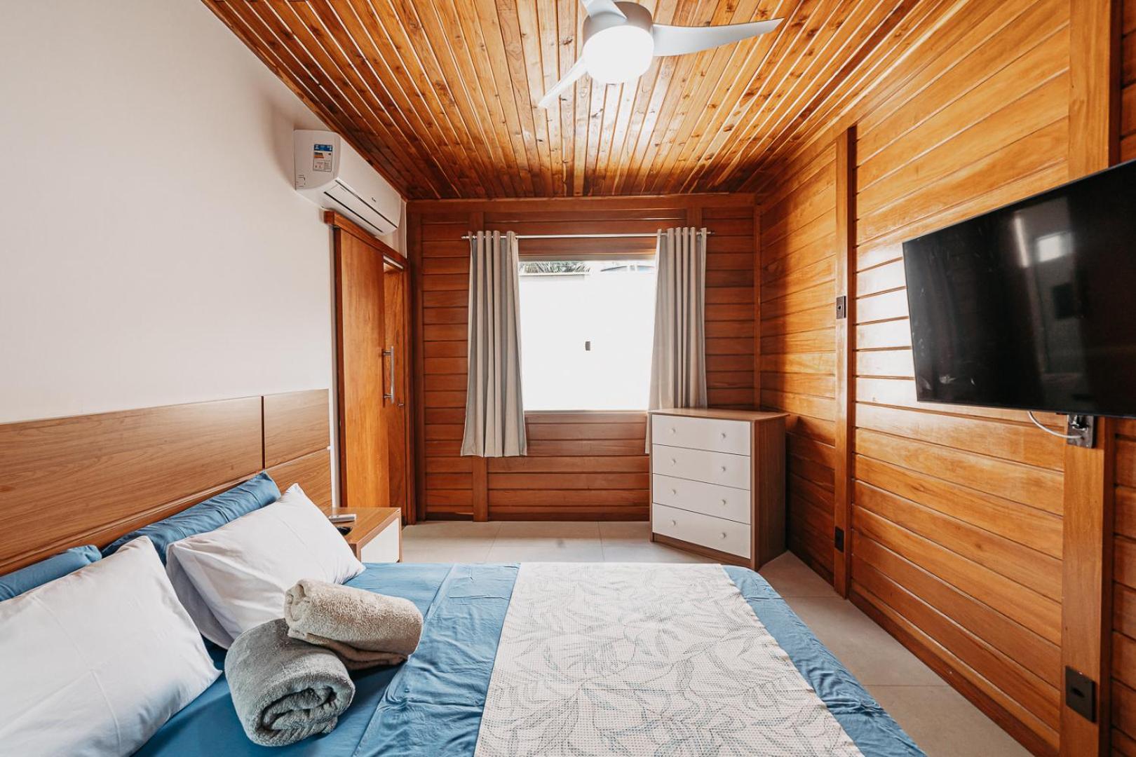 Casadecastelhanos, Quadra Do Mar De Castelhanos, 4 Suites Com Ar, Churrasqueira, Piscina, Hidromassagem, Cozinha Integrada Gourmet Ideal Para Familia E Amigos Аншиета Екстериор снимка