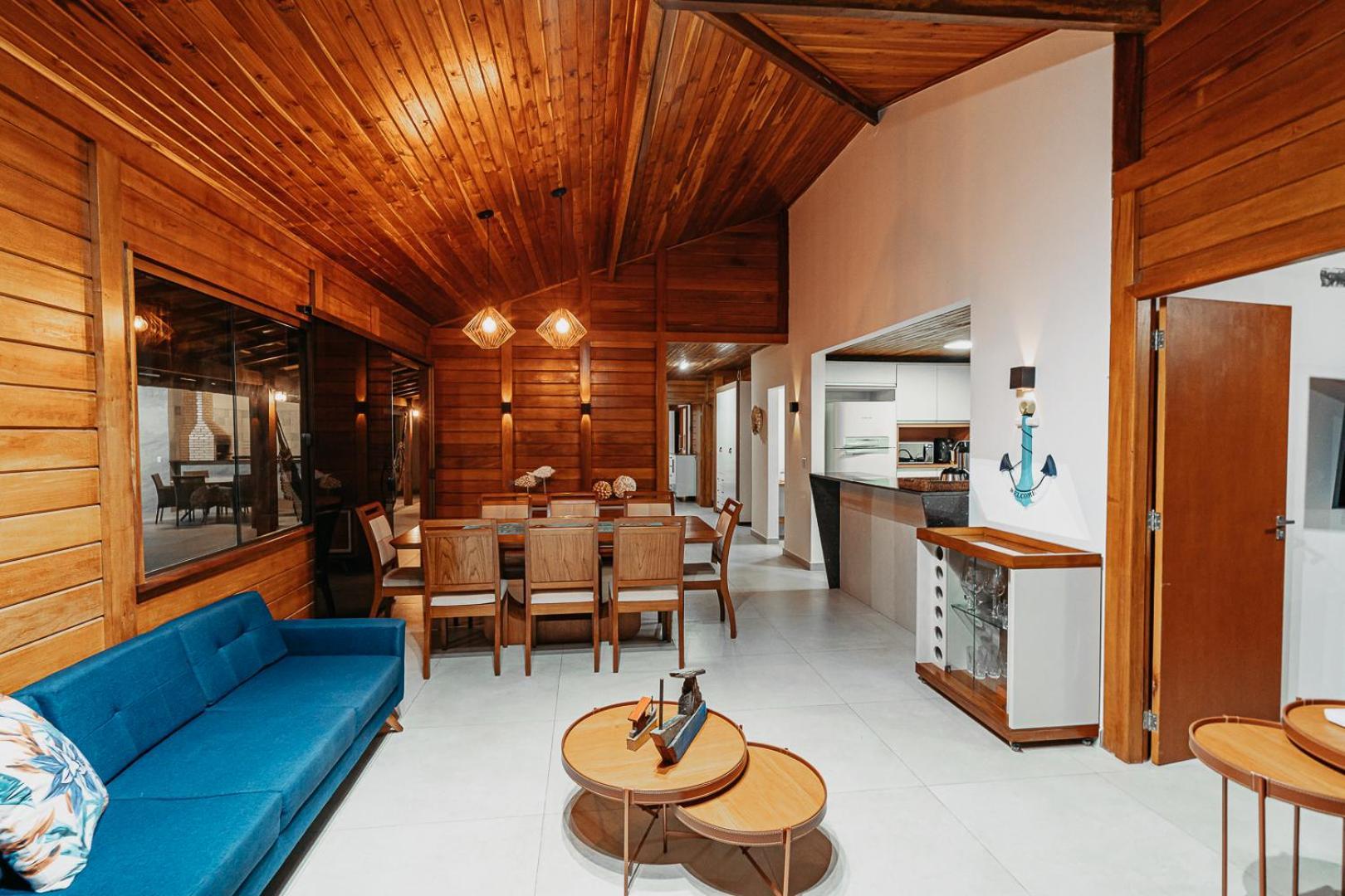 Casadecastelhanos, Quadra Do Mar De Castelhanos, 4 Suites Com Ar, Churrasqueira, Piscina, Hidromassagem, Cozinha Integrada Gourmet Ideal Para Familia E Amigos Аншиета Екстериор снимка