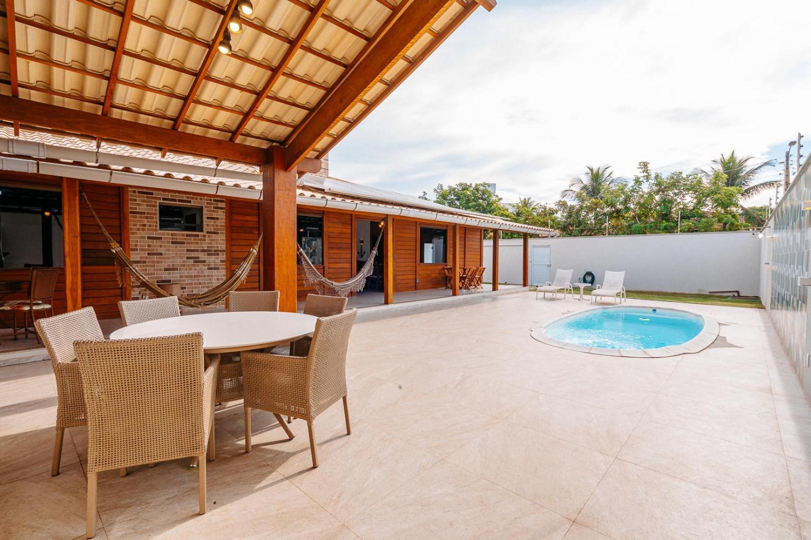 Casadecastelhanos, Quadra Do Mar De Castelhanos, 4 Suites Com Ar, Churrasqueira, Piscina, Hidromassagem, Cozinha Integrada Gourmet Ideal Para Familia E Amigos Аншиета Екстериор снимка
