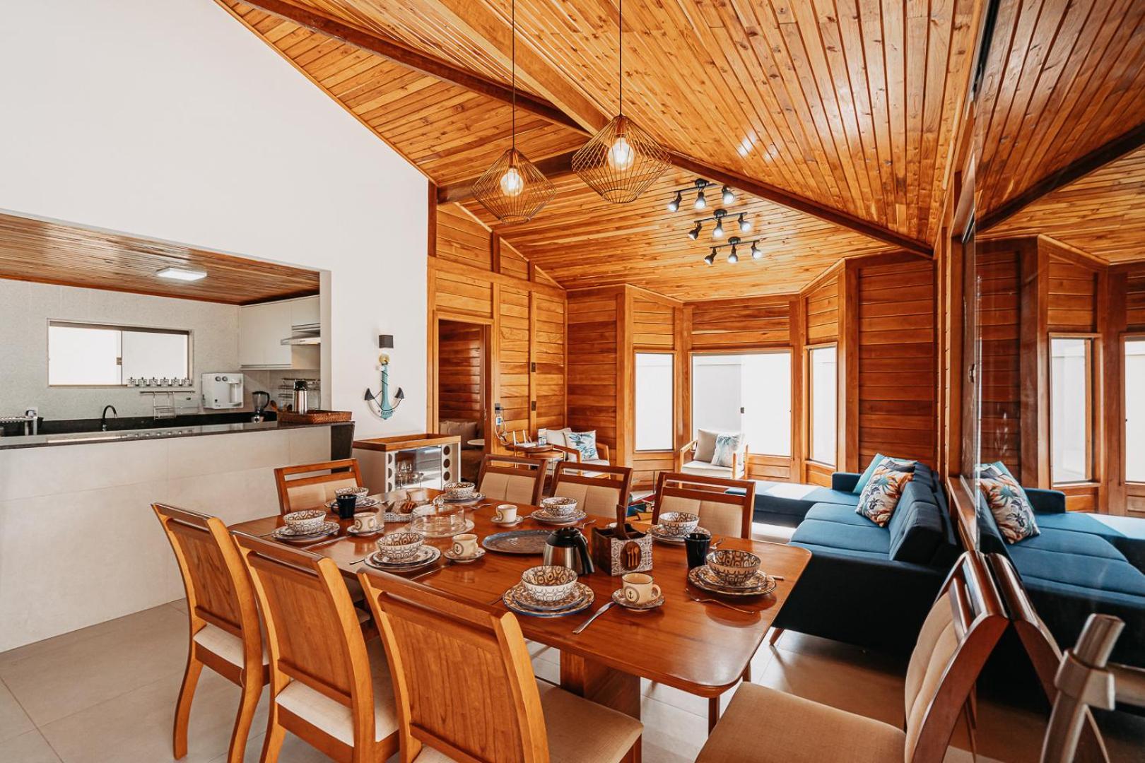 Casadecastelhanos, Quadra Do Mar De Castelhanos, 4 Suites Com Ar, Churrasqueira, Piscina, Hidromassagem, Cozinha Integrada Gourmet Ideal Para Familia E Amigos Аншиета Екстериор снимка