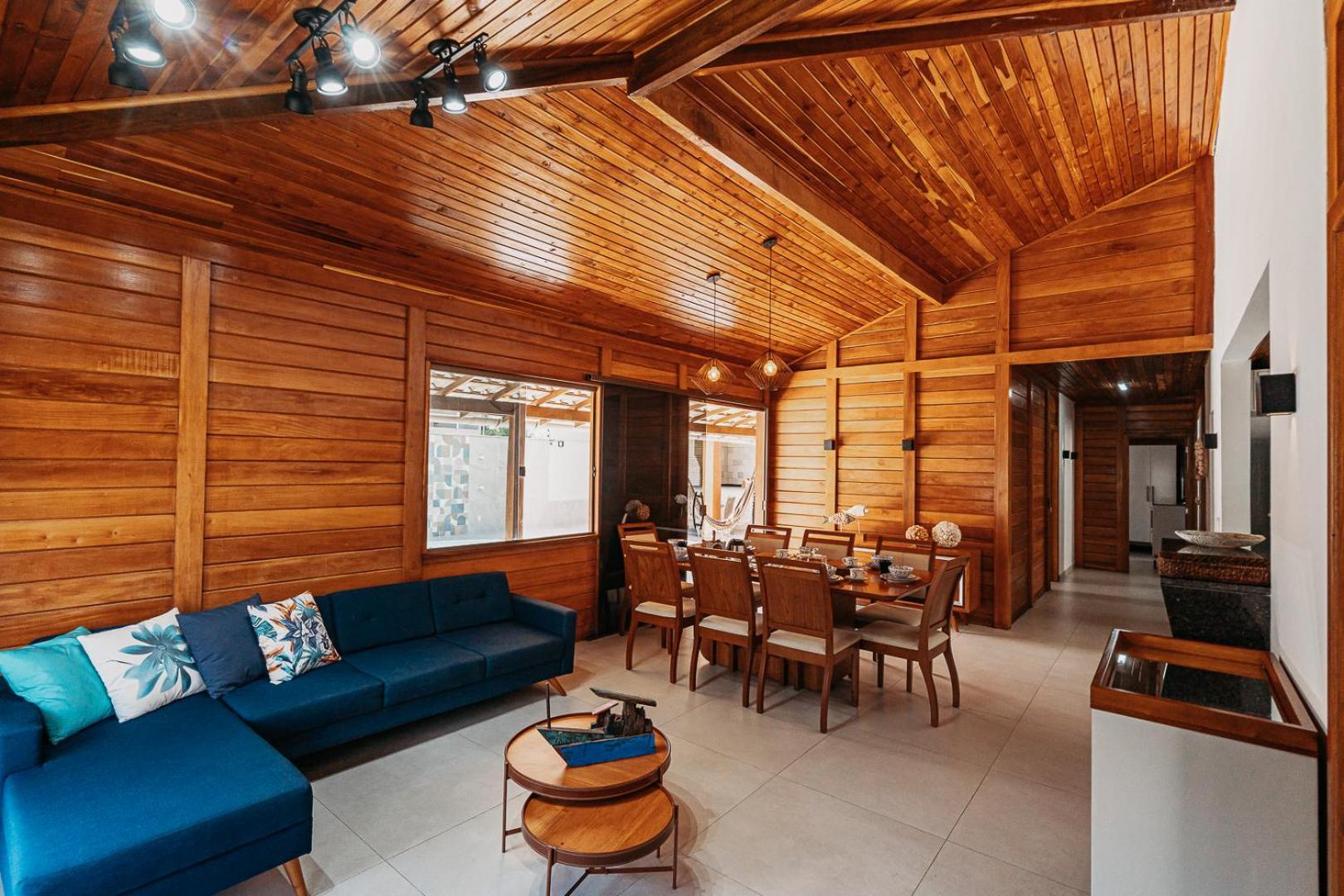 Casadecastelhanos, Quadra Do Mar De Castelhanos, 4 Suites Com Ar, Churrasqueira, Piscina, Hidromassagem, Cozinha Integrada Gourmet Ideal Para Familia E Amigos Аншиета Екстериор снимка