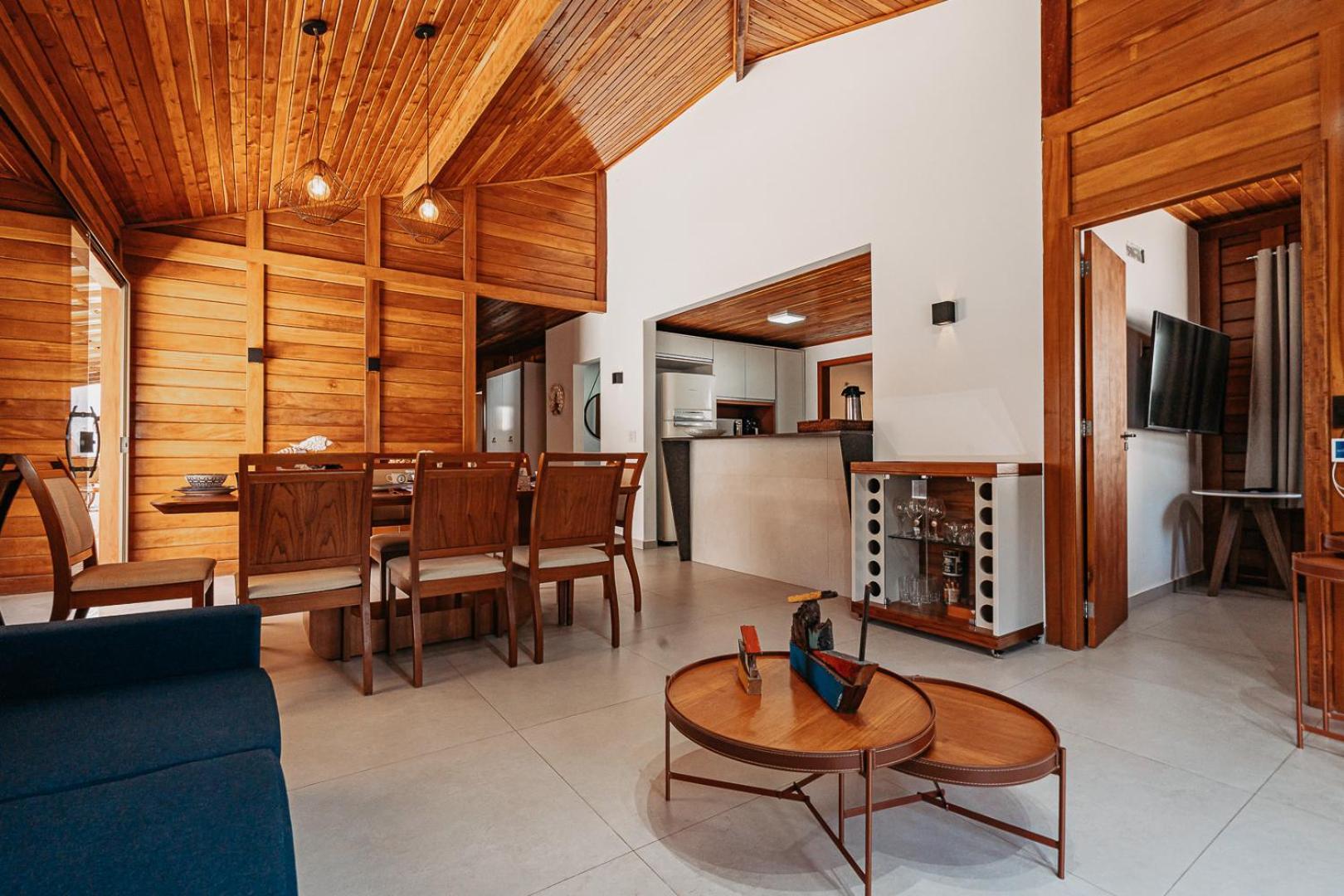 Casadecastelhanos, Quadra Do Mar De Castelhanos, 4 Suites Com Ar, Churrasqueira, Piscina, Hidromassagem, Cozinha Integrada Gourmet Ideal Para Familia E Amigos Аншиета Екстериор снимка