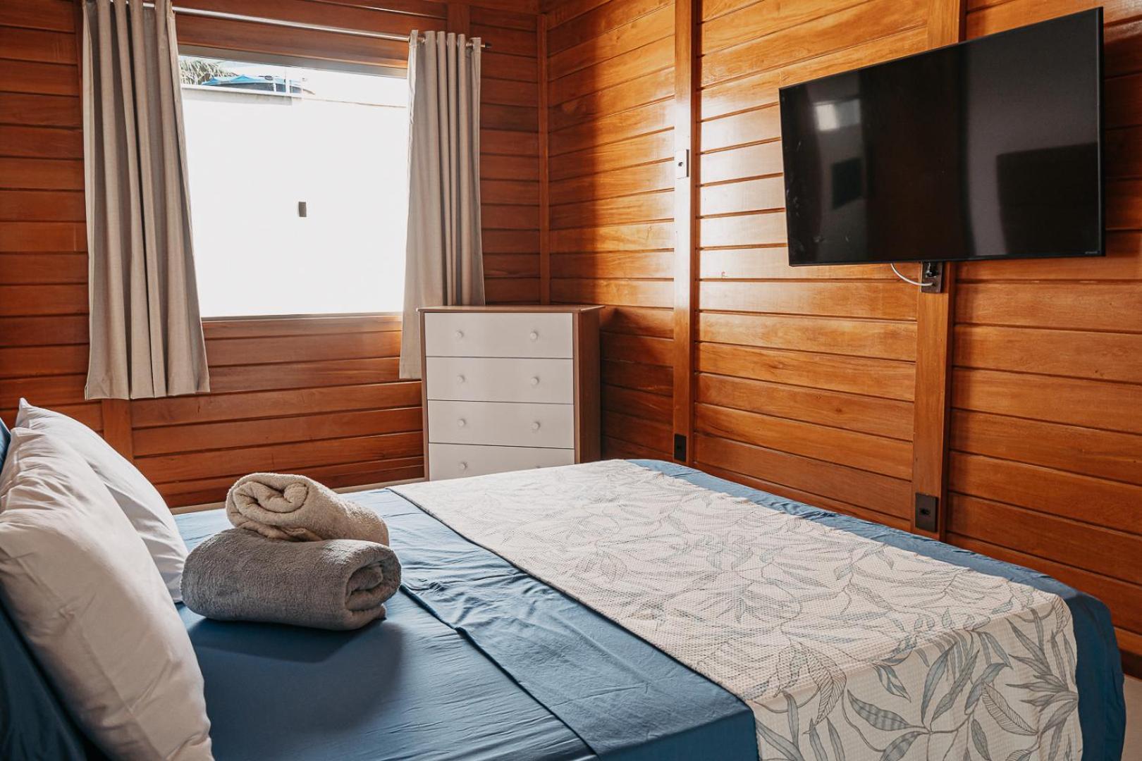 Casadecastelhanos, Quadra Do Mar De Castelhanos, 4 Suites Com Ar, Churrasqueira, Piscina, Hidromassagem, Cozinha Integrada Gourmet Ideal Para Familia E Amigos Аншиета Екстериор снимка
